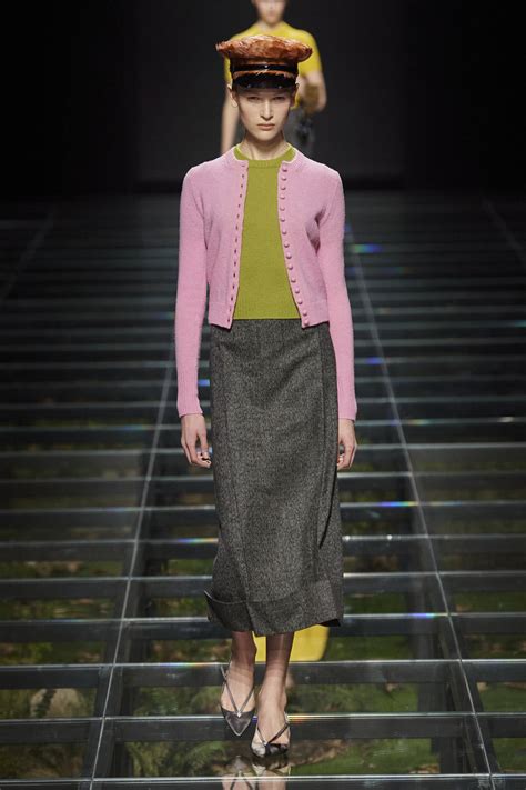 prada della moda